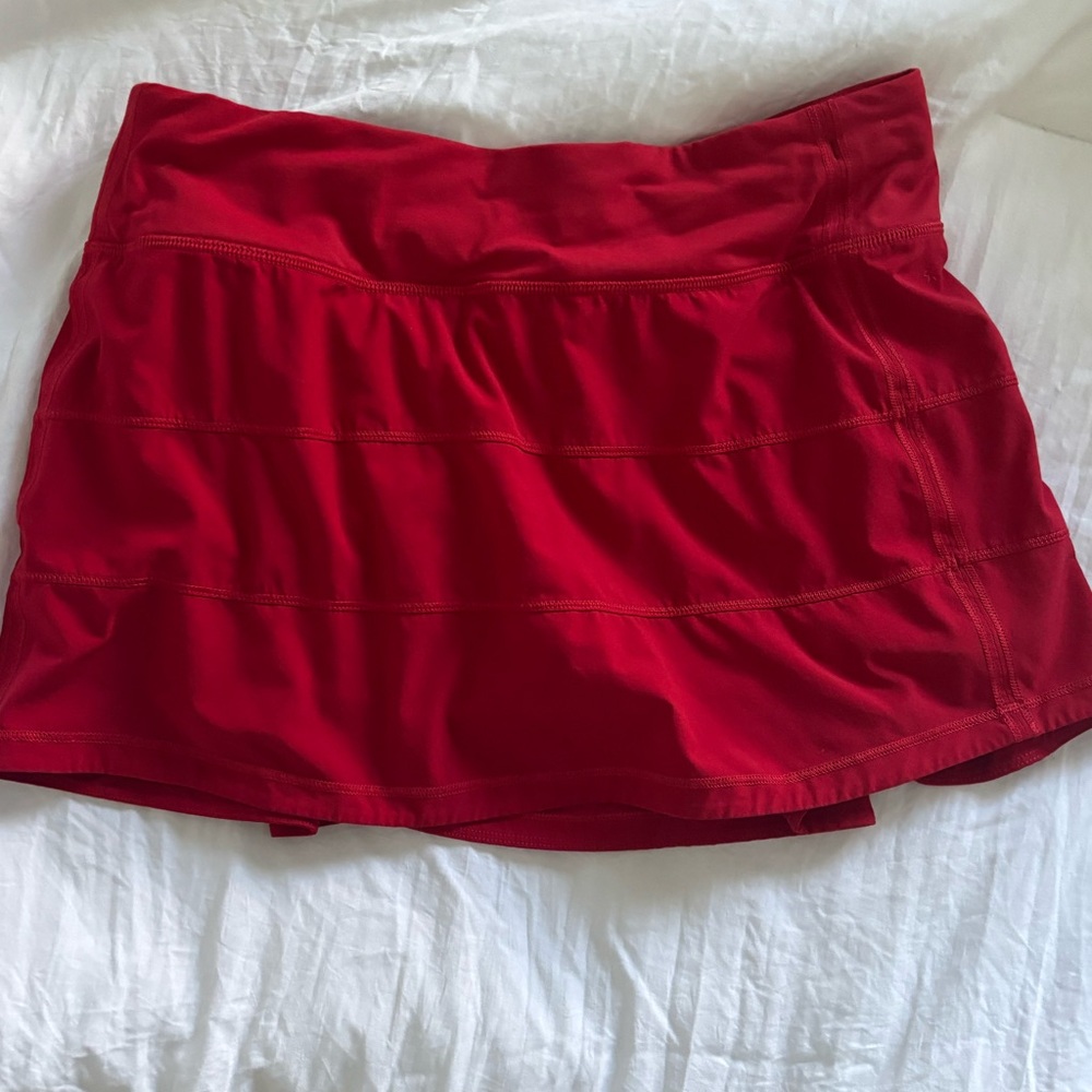 Lululemon Rival Mid-Rise Skirt - RED Size 6